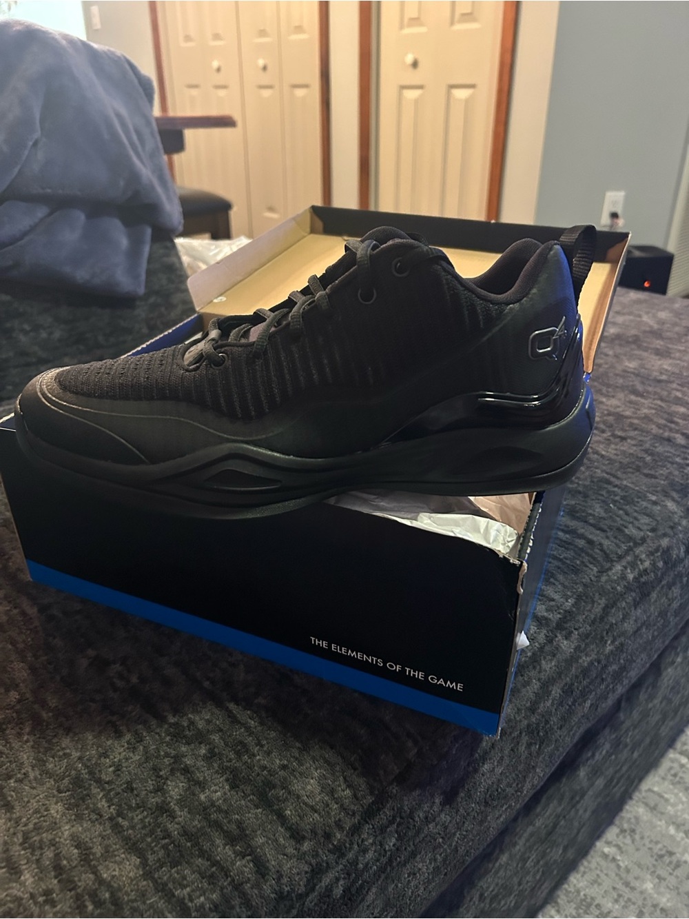 Men's Black Athletic Sneaker - Lightweight Performance